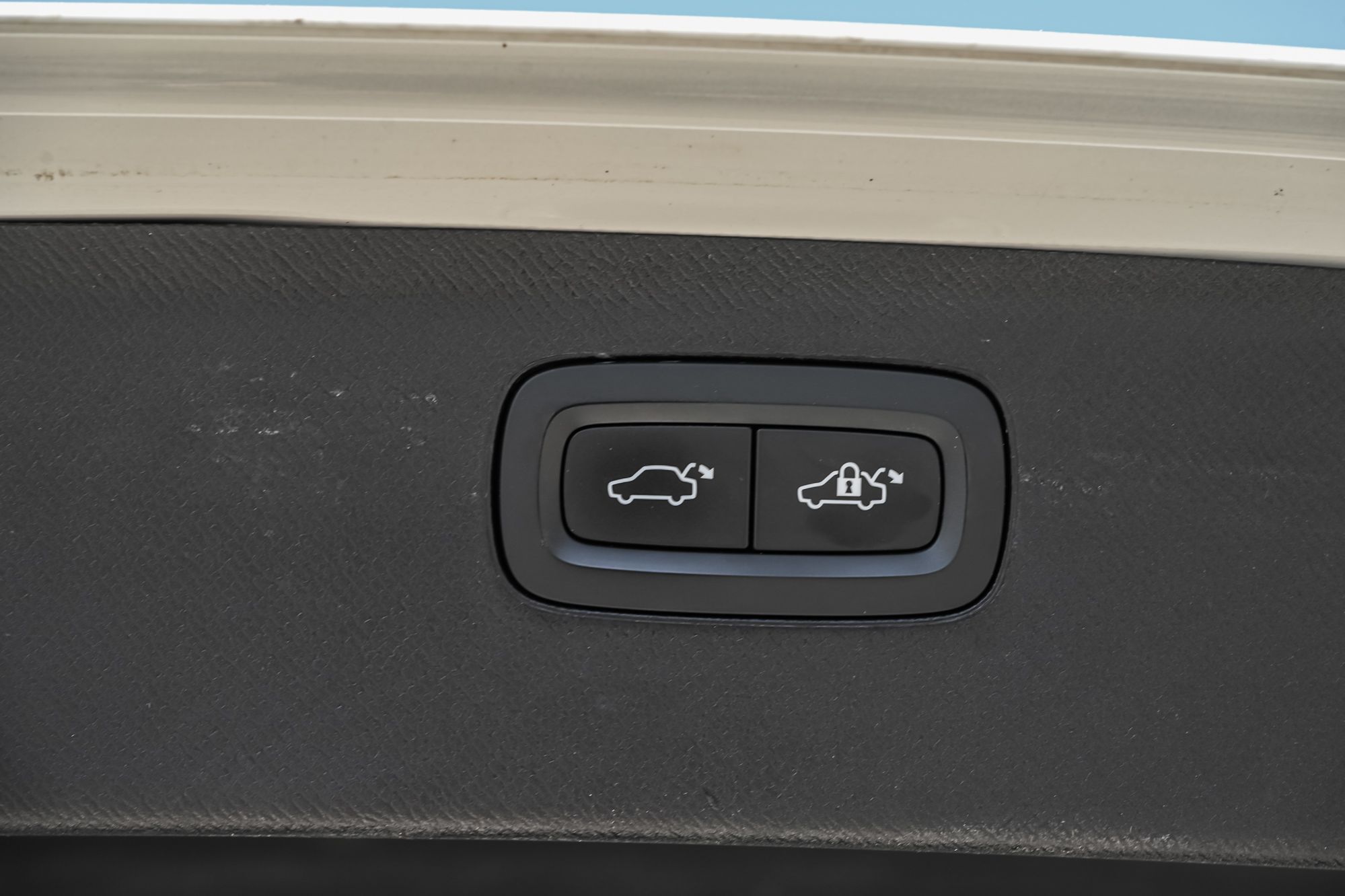 Volvo XC90  2023 à Pointe-Claire, Québec