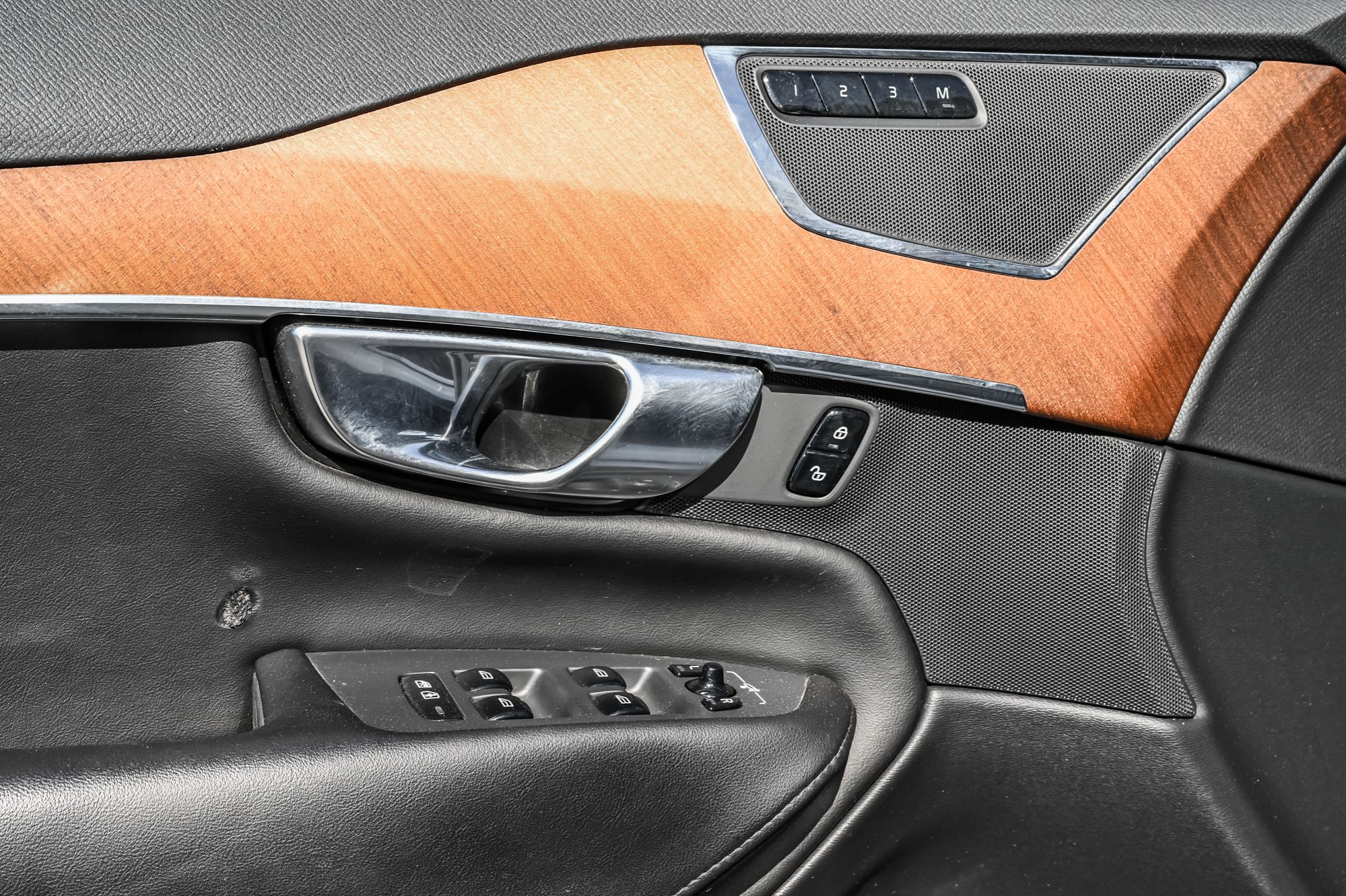 Volvo XC90  2023 à Pointe-Claire, Québec