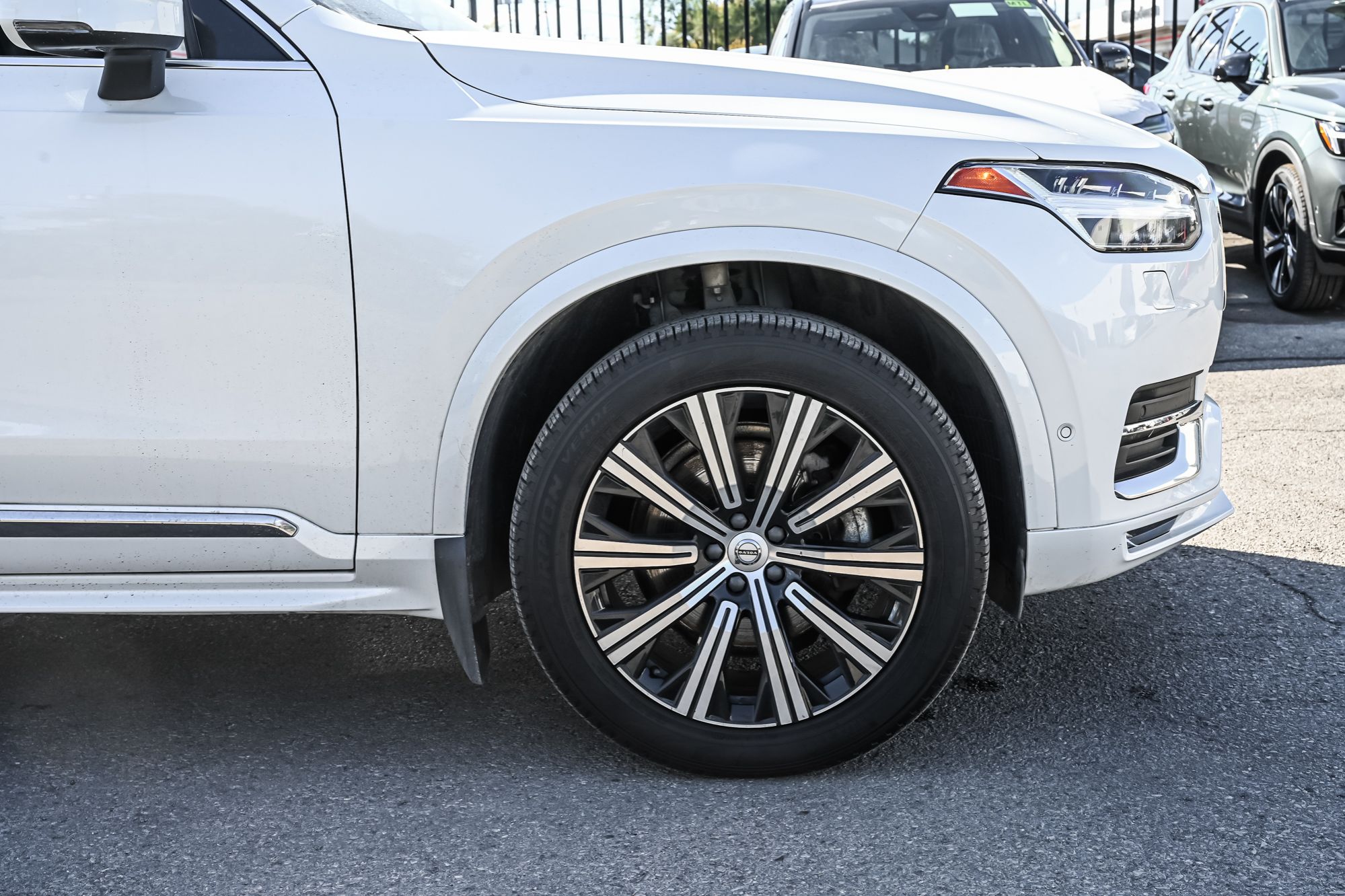 Volvo XC90  2023 à Pointe-Claire, Québec