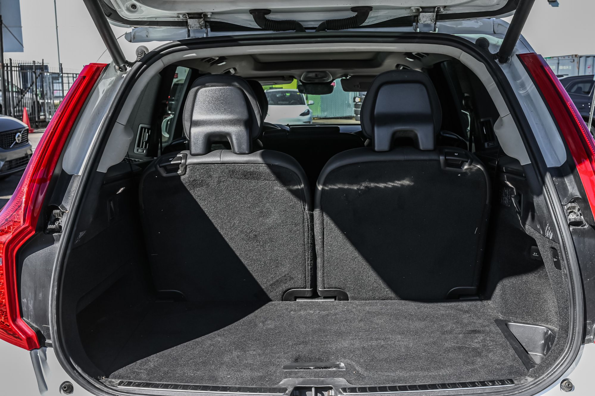 Volvo XC90  2023 à Pointe-Claire, Québec