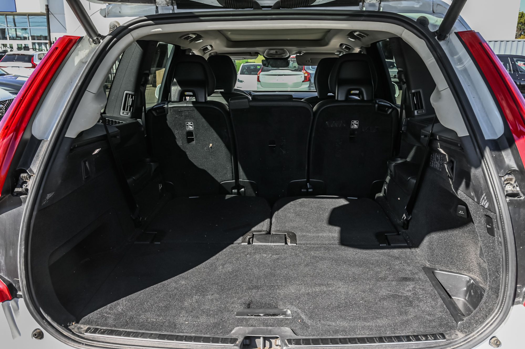 Volvo XC90  2023 à Pointe-Claire, Québec