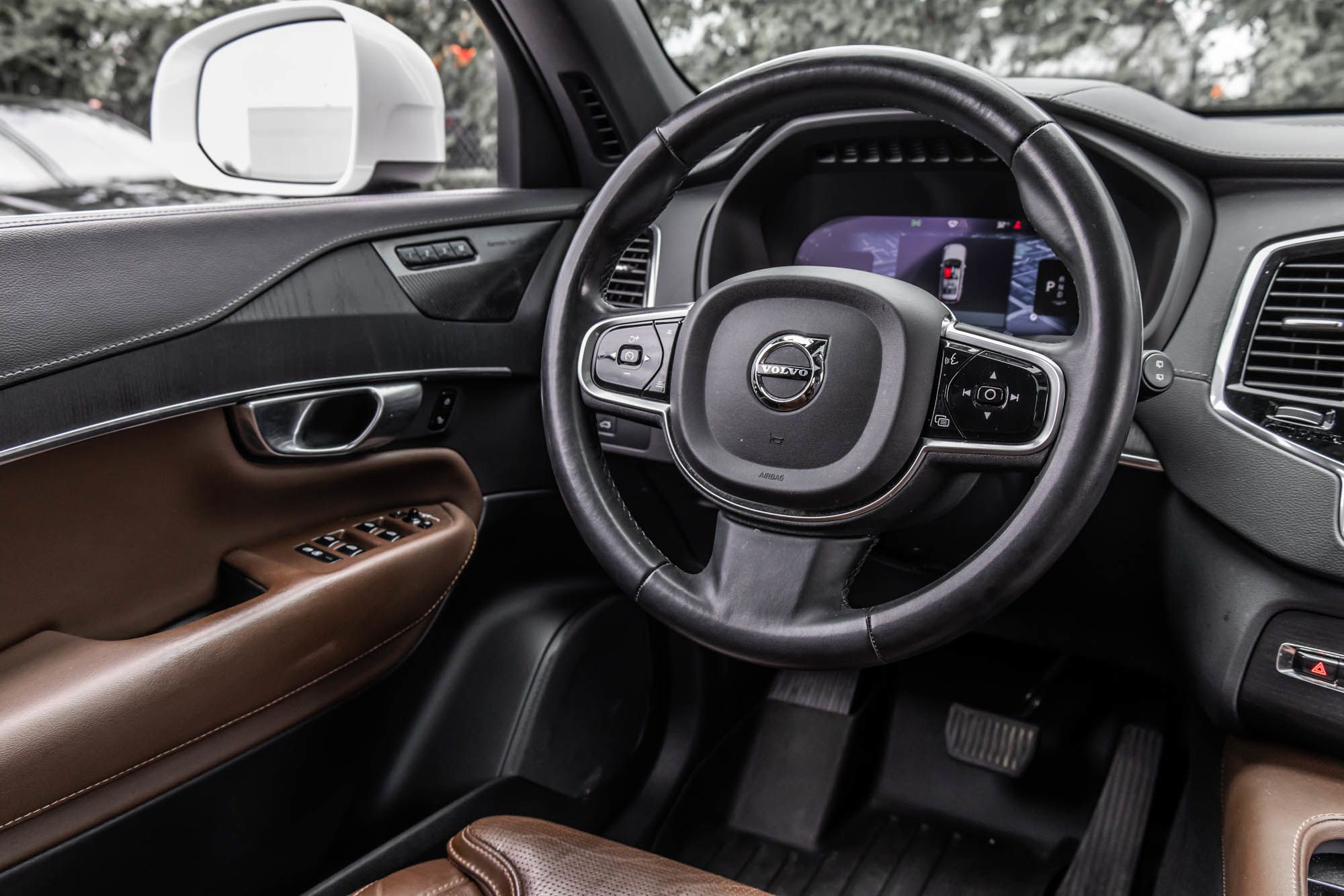 2023 Volvo XC90 in Pointe-Claire, Quebec