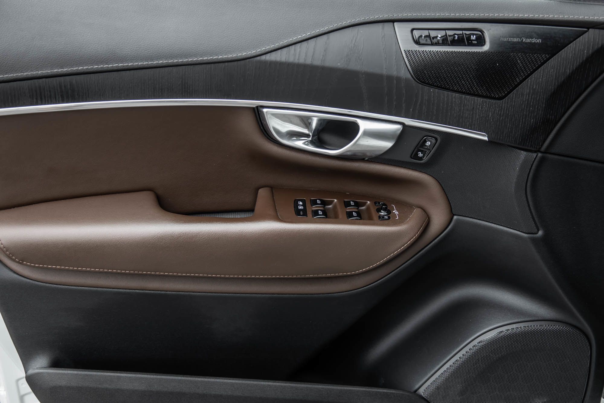 2023 Volvo XC90 in Pointe-Claire, Quebec