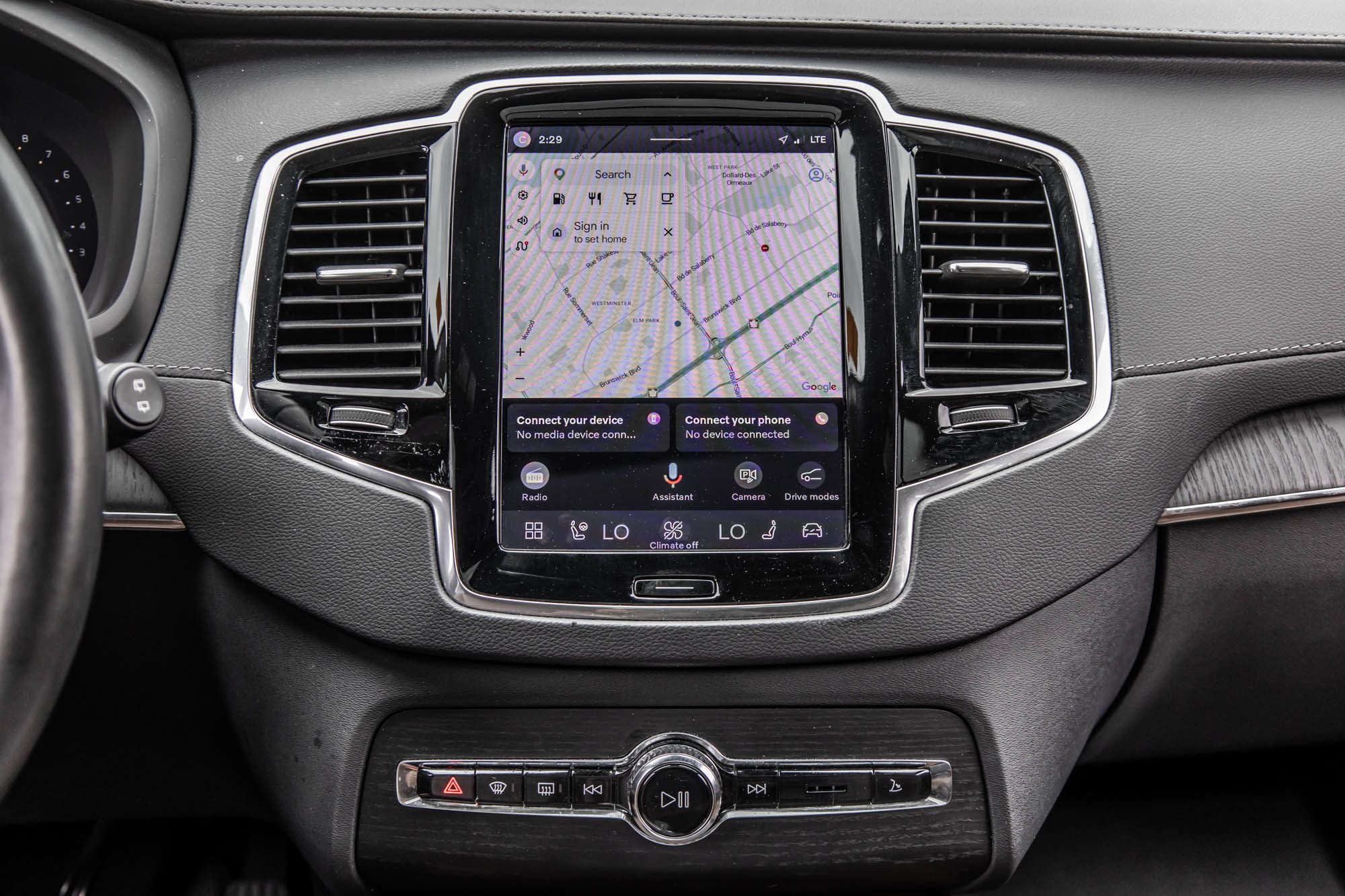 2023 Volvo XC90 in Pointe-Claire, Quebec