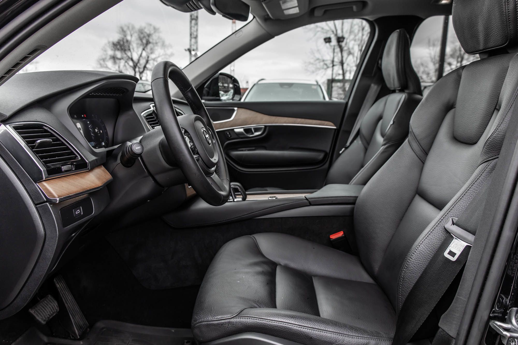 2024 Volvo XC90 in Pointe-Claire, Quebec