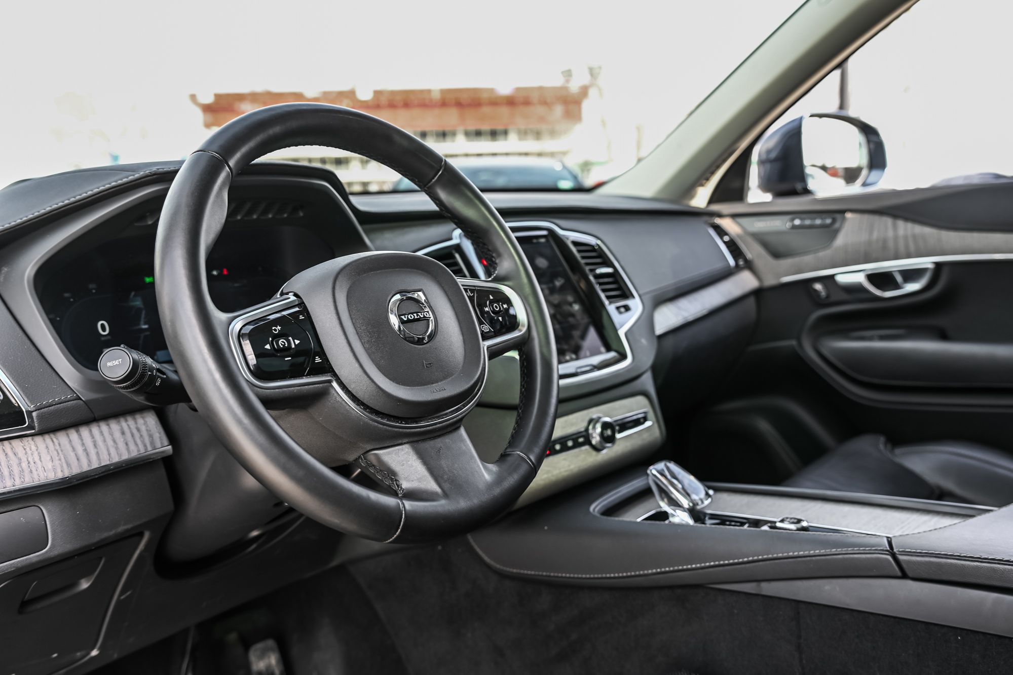 2024 Volvo XC90 in Pointe-Claire, Quebec