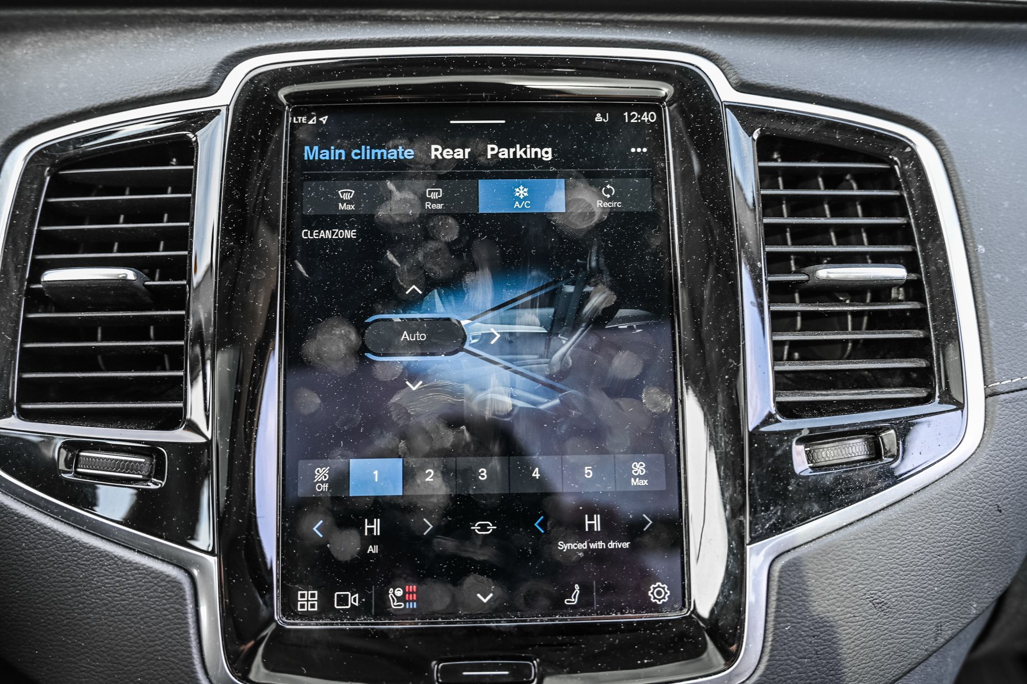 2024 Volvo XC90 in Pointe-Claire, Quebec