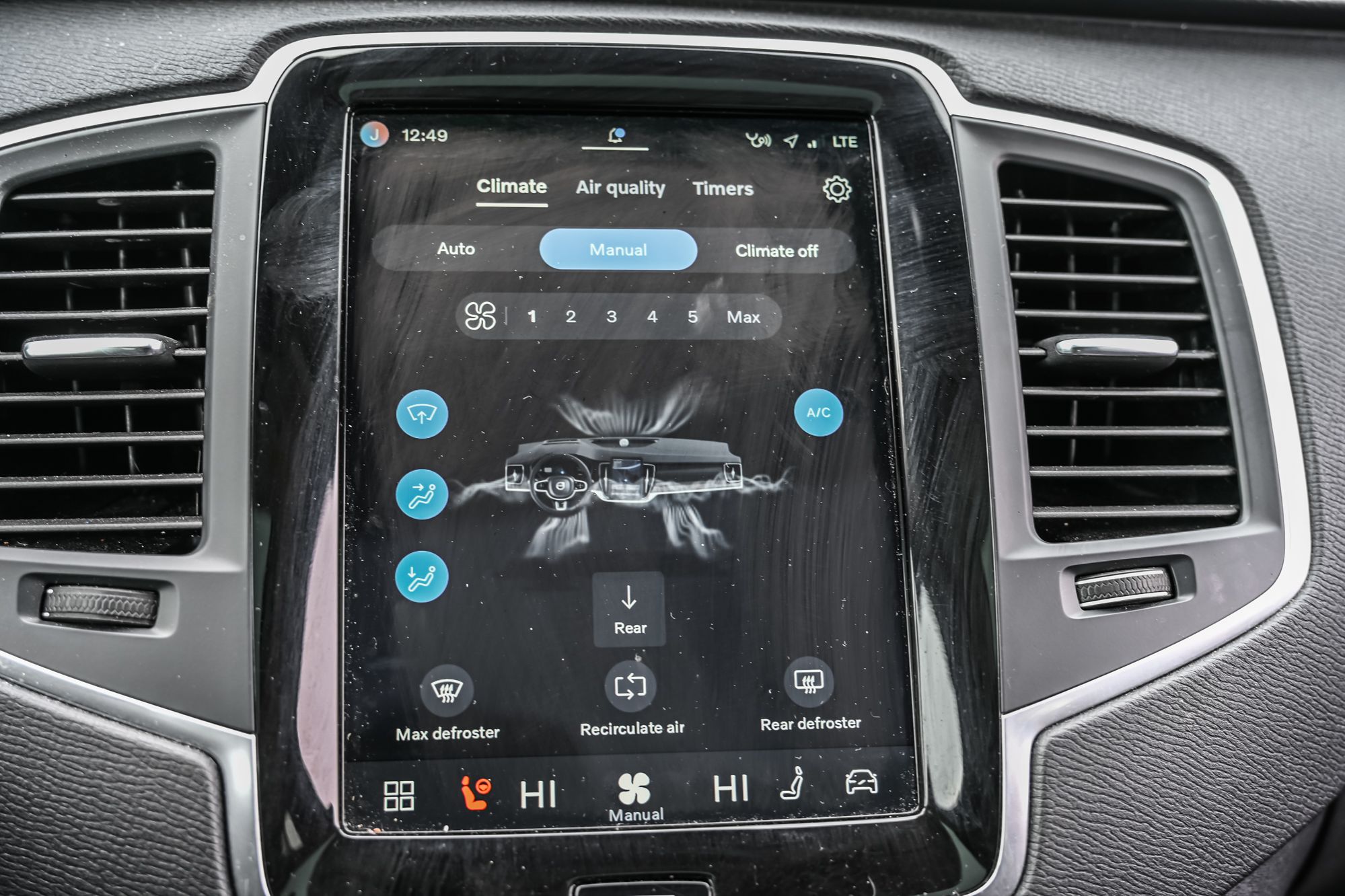 2024 Volvo XC90 in Pointe-Claire, Quebec