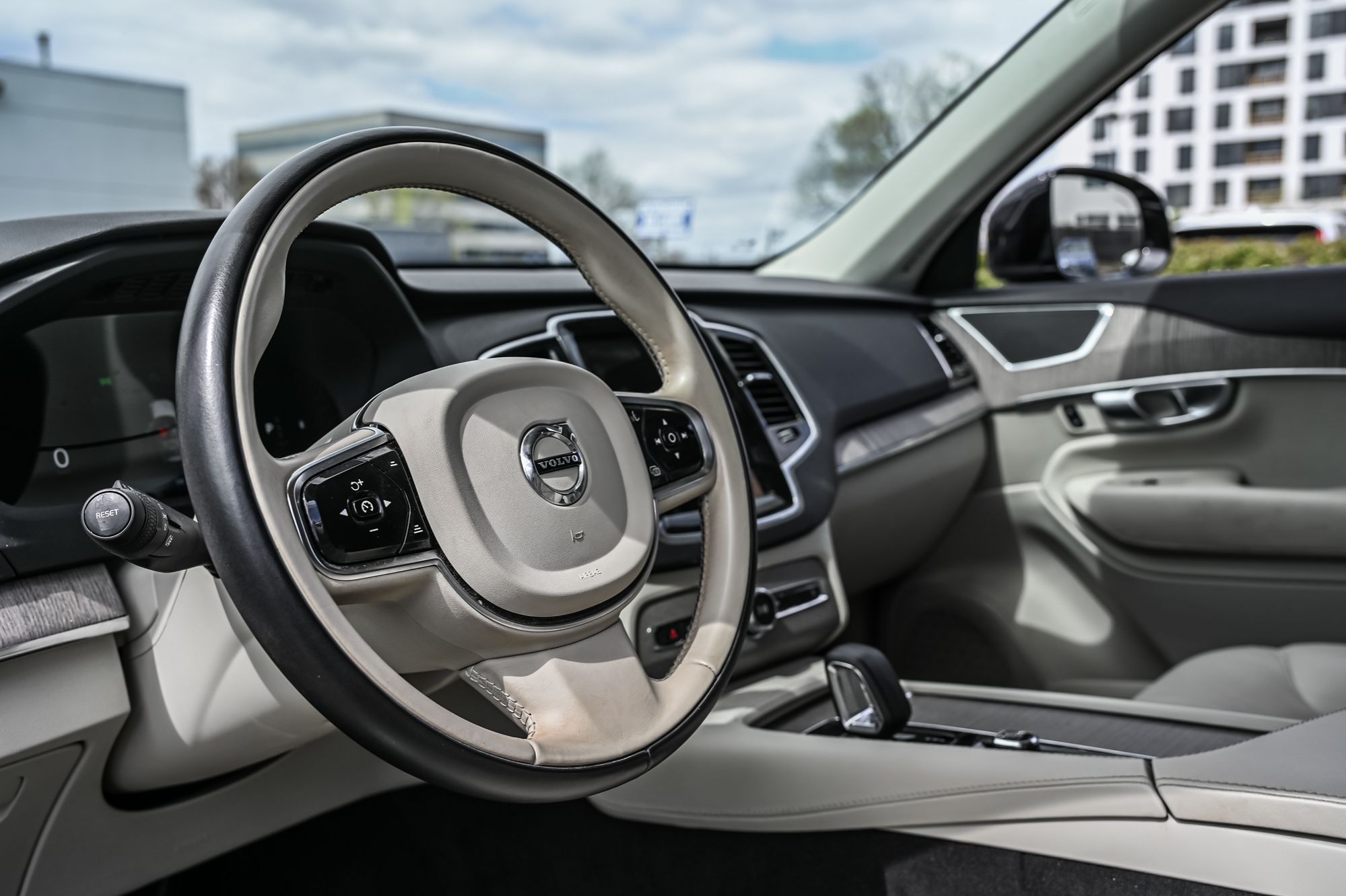 Volvo XC90  2024 à Pointe-Claire, Québec