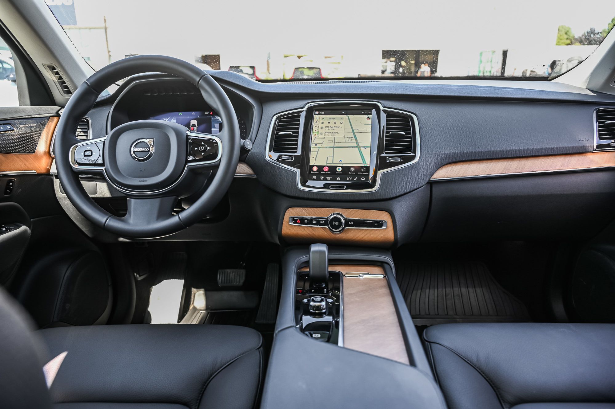 Volvo XC90  2024 à Pointe-Claire, Québec