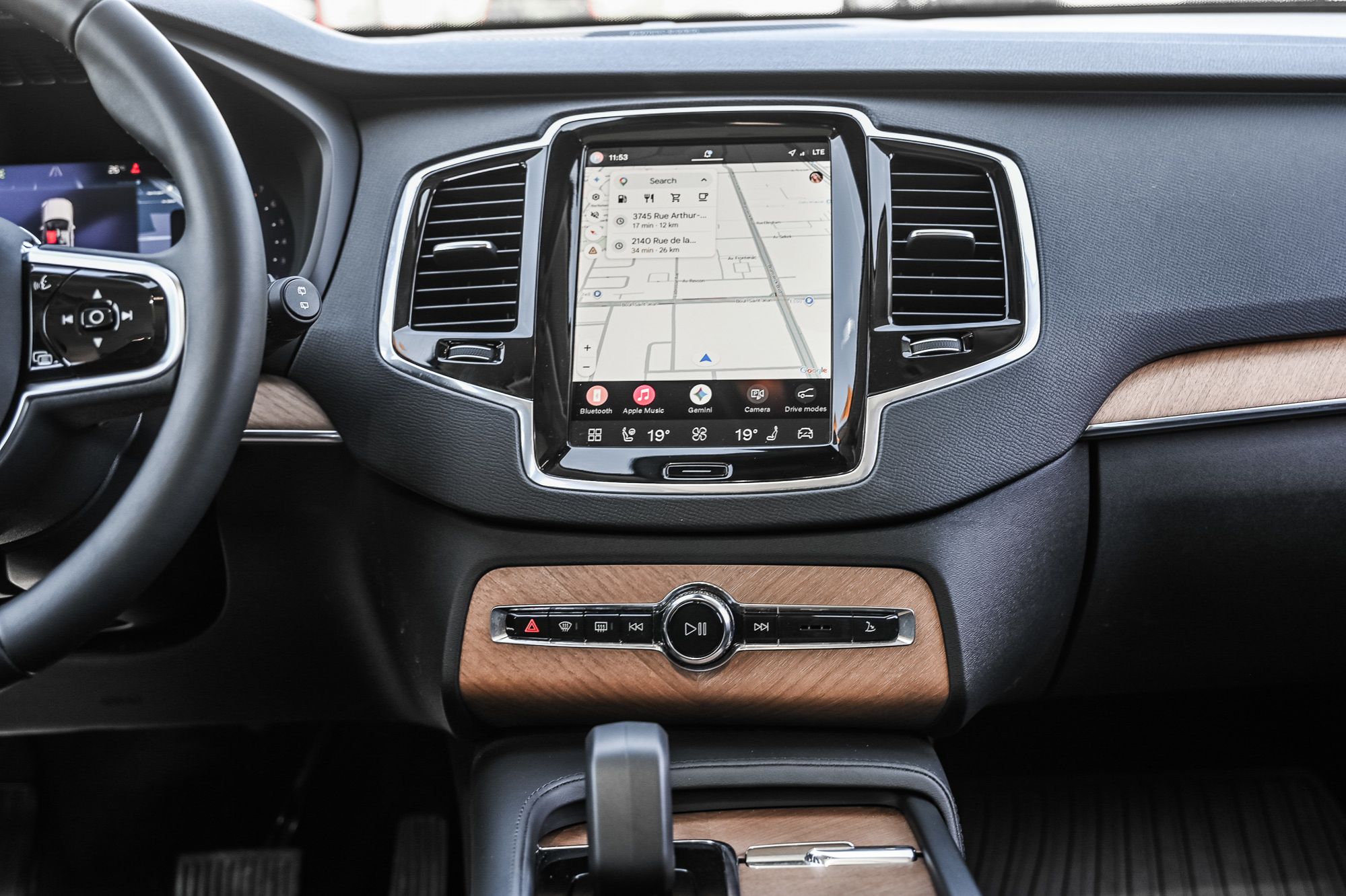 Volvo XC90  2024 à Pointe-Claire, Québec
