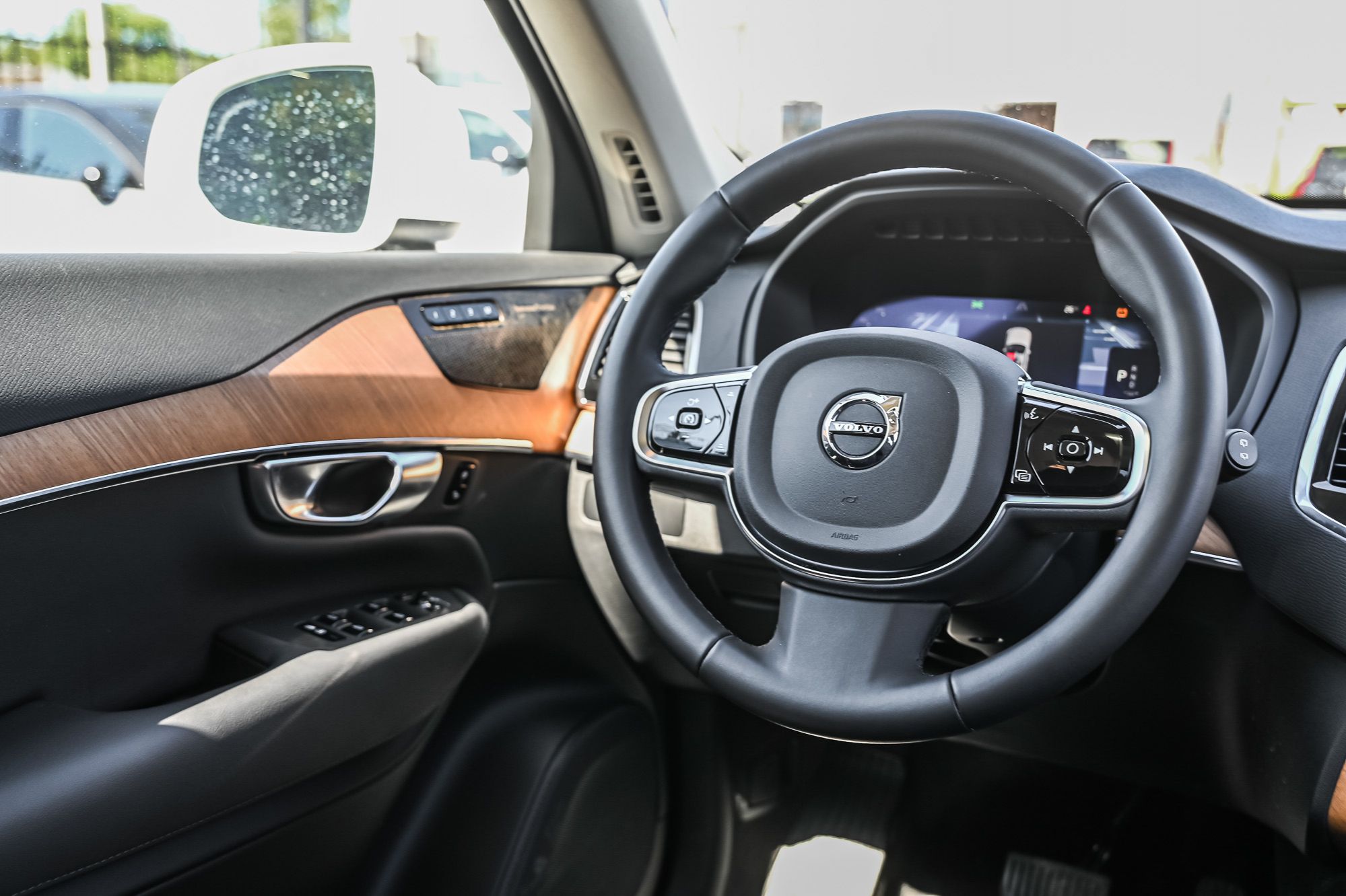 Volvo XC90  2024 à Pointe-Claire, Québec
