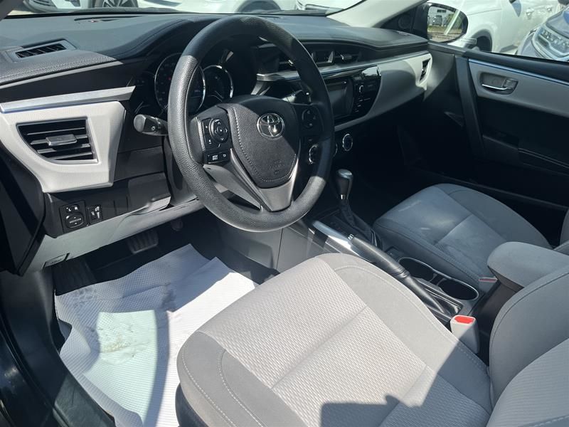 Toyota Corolla  2014 à Pointe-Claire, Québec