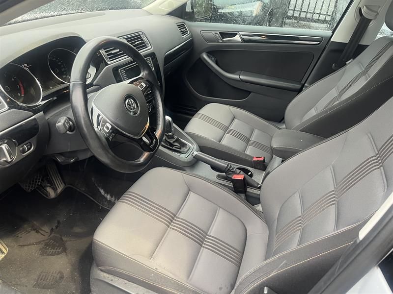 2017 Volkswagen Jetta in Pointe-Claire, Quebec