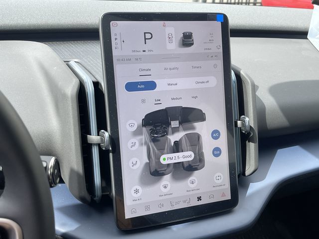 2025 Volvo EX30 in Pointe-Claire, Quebec