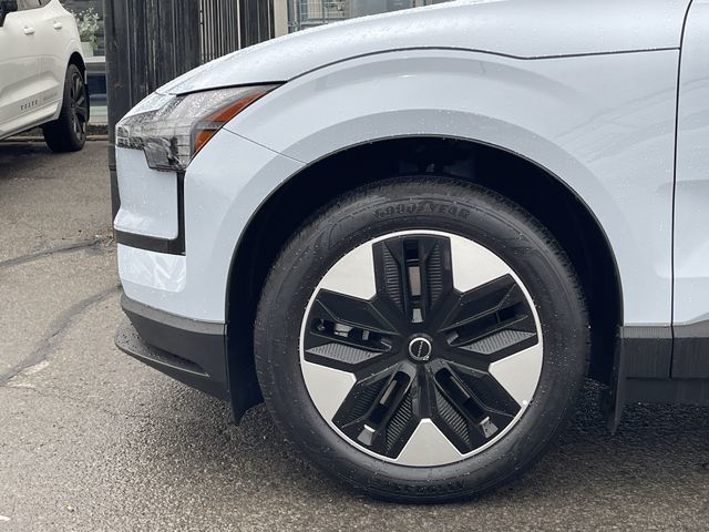 Volvo EX30  2025 à Pointe-Claire, Québec