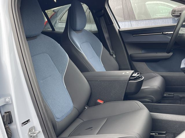 Volvo EX30  2025 à Pointe-Claire, Québec