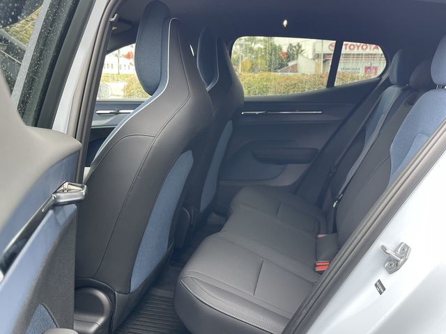 Volvo EX30  2025 à Pointe-Claire, Québec