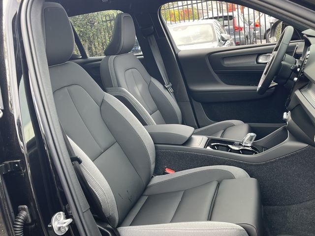 Volvo EX40  2026 à Pointe-Claire, Québec