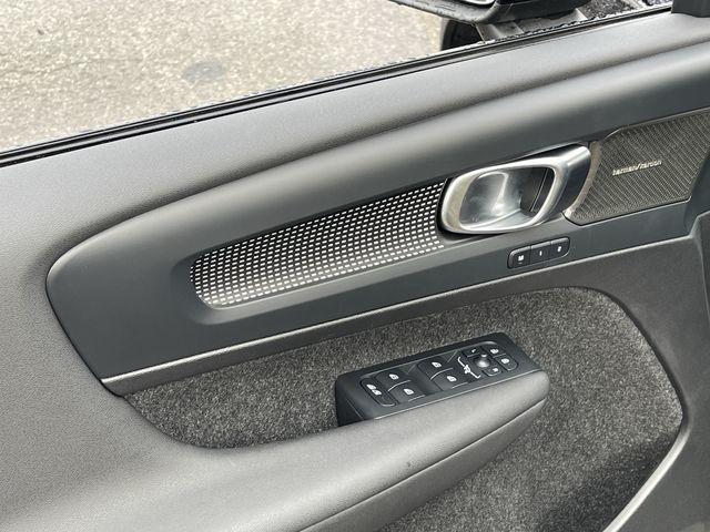 Volvo EX40  2026 à Pointe-Claire, Québec