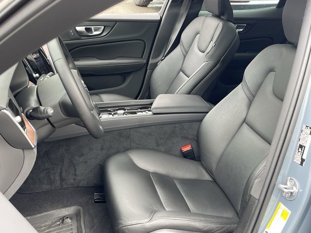 2024 Volvo S60 in Pointe-Claire, Quebec