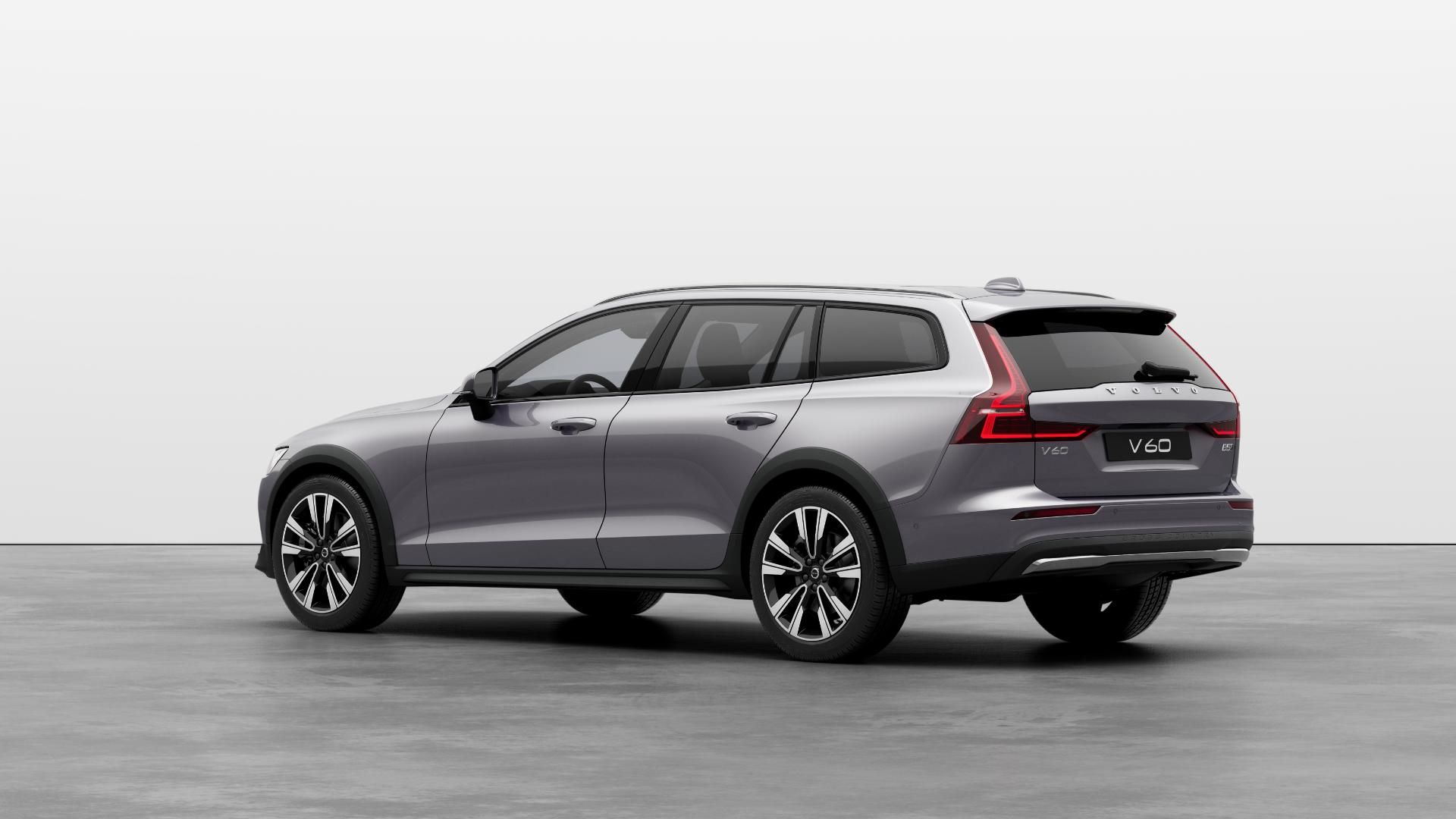 2026 Volvo V60 Cross Country in Pointe-Claire, Quebec