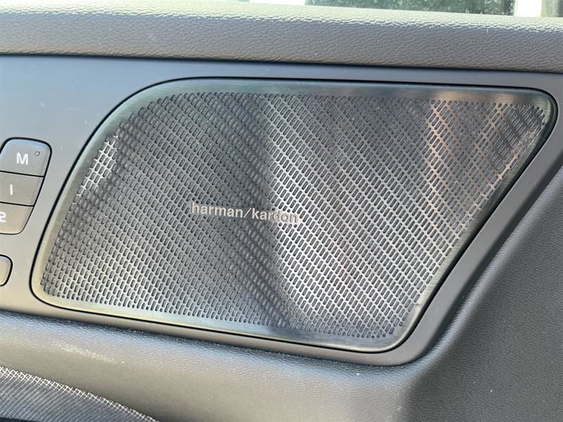 2021 Volvo V60 in Pointe-Claire, Quebec