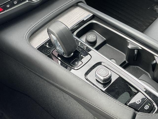 2024 Volvo V90 CROSS COUNTRY in Pointe-Claire, Quebec