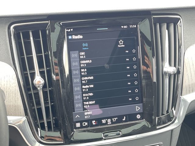 2024 Volvo V90 CROSS COUNTRY in Pointe-Claire, Quebec