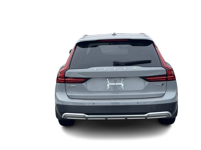 2024 Volvo V90 CROSS COUNTRY in Pointe-Claire, Quebec