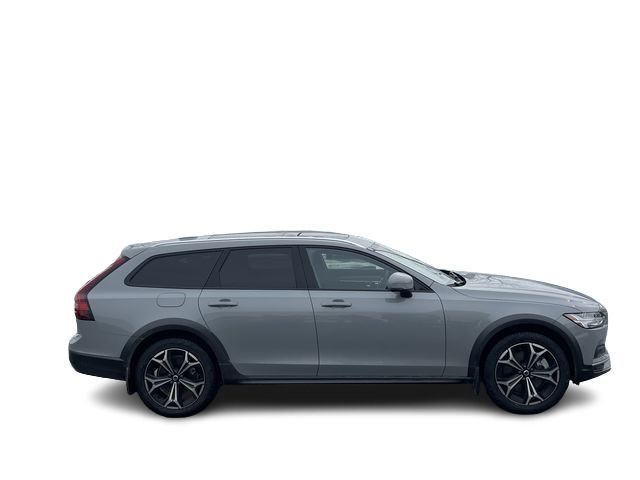 2024 Volvo V90 CROSS COUNTRY in Pointe-Claire, Quebec