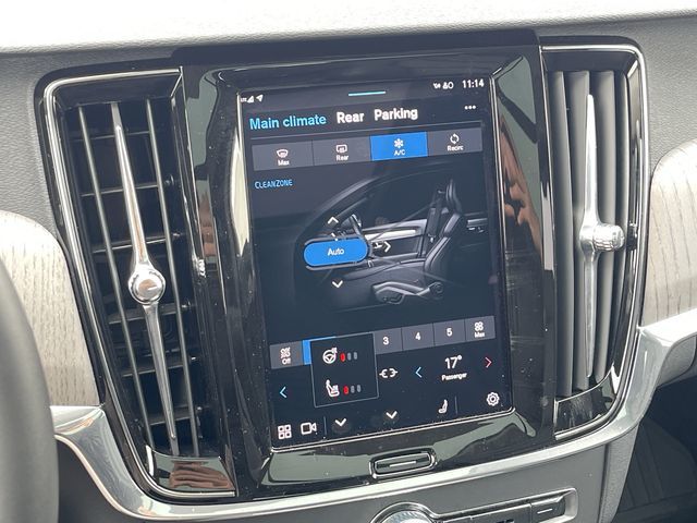 2024 Volvo V90 CROSS COUNTRY in Pointe-Claire, Quebec