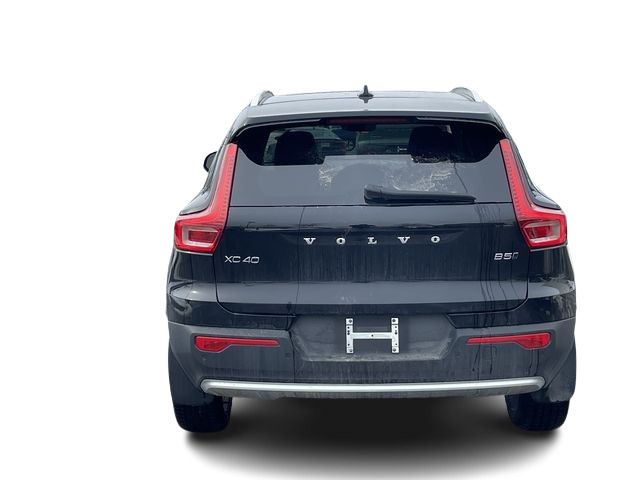 2024 Volvo XC40 in Pointe-Claire, Quebec