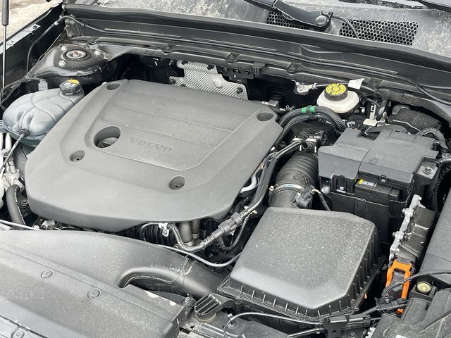 2024 Volvo XC40 in Pointe-Claire, Quebec