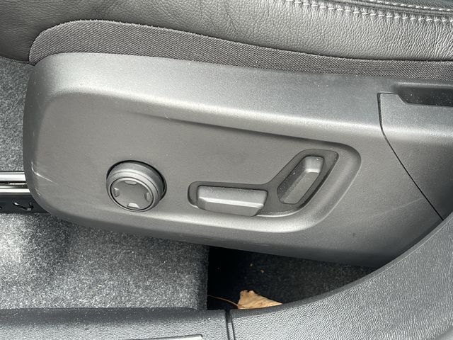 2024 Volvo XC40 in Pointe-Claire, Quebec