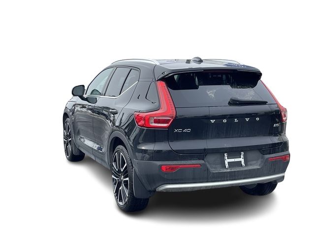 2024 Volvo XC40 in Pointe-Claire, Quebec