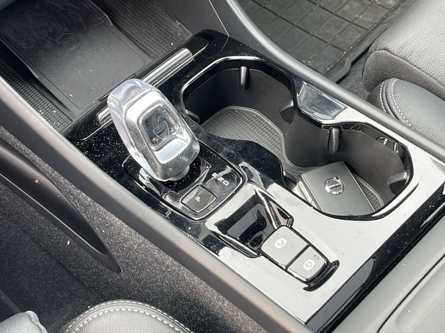 2024 Volvo XC40 in Pointe-Claire, Quebec