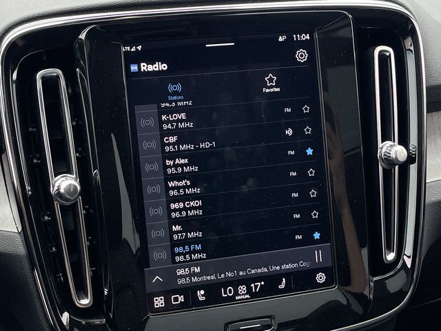 2025 Volvo XC40 in Pointe-Claire, Quebec