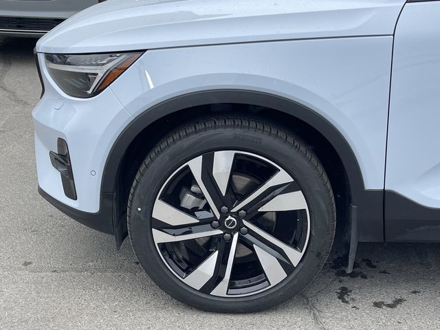 2025 Volvo XC40 in Pointe-Claire, Quebec