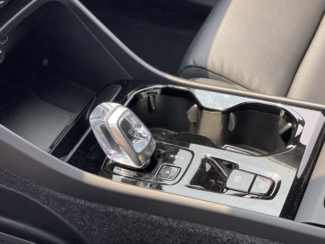 2026 Volvo XC40 in Pointe-Claire, Quebec