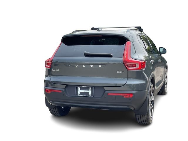 2026 Volvo XC40 in Pointe-Claire, Quebec