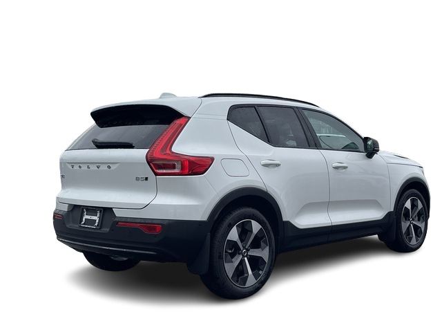 2026 Volvo XC40 in Pointe-Claire, Quebec