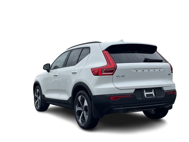 2026 Volvo XC40 in Pointe-Claire, Quebec