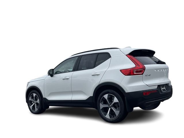 2026 Volvo XC40 in Pointe-Claire, Quebec