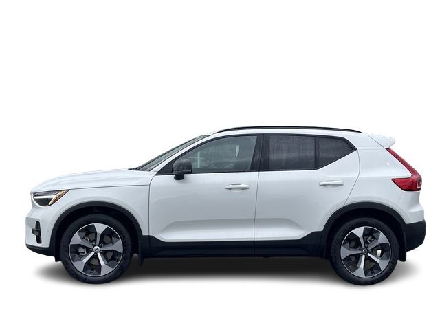 2026 Volvo XC40 in Pointe-Claire, Quebec