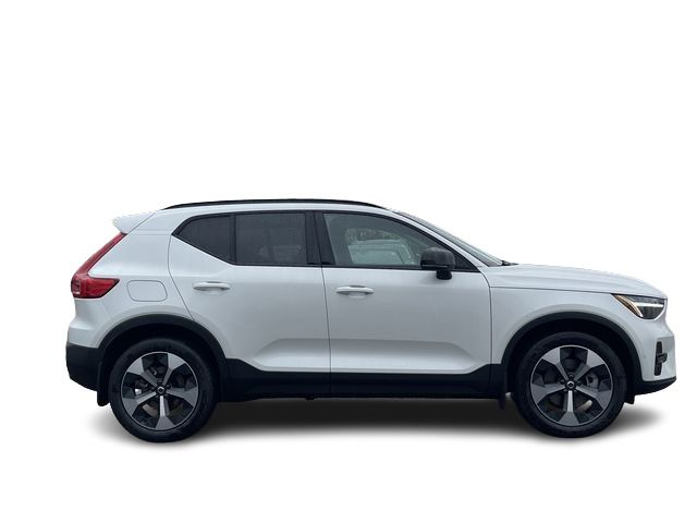 2026 Volvo XC40 in Pointe-Claire, Quebec