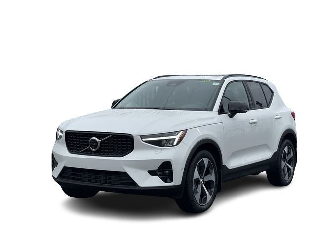 2026 Volvo XC40 in Pointe-Claire, Quebec