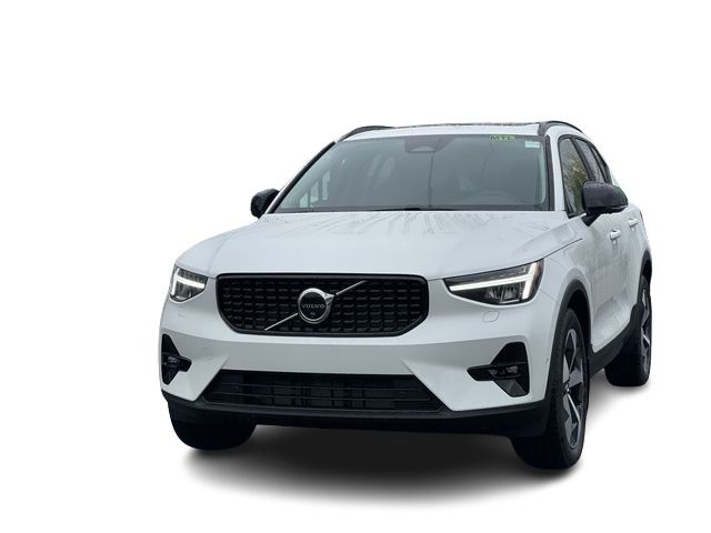 2026 Volvo XC40 in Pointe-Claire, Quebec