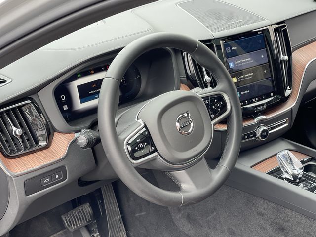 2025 Volvo XC60 Plug-in Hybrid in Pointe-Claire, Quebec