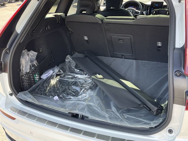 2026 Volvo XC60 Plug-in hybrid in Pointe-Claire, Quebec